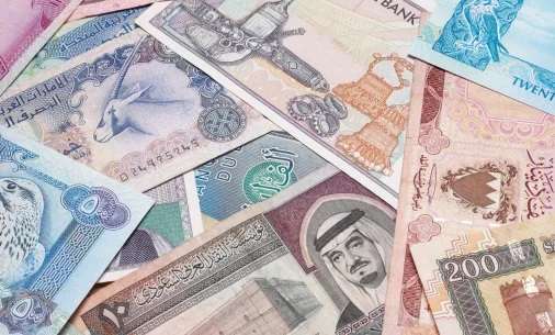 أسعار العملات العربية مقابل الجنيه المصري اليوم.. تحركات الدرهم الإماراتي والدينار الكويتي والريال السعودي
