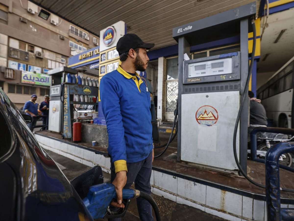 3 جنيهات للتر.. النائب رضا عبد السلام يطالب الحكومة بخفض أسعار البنزين