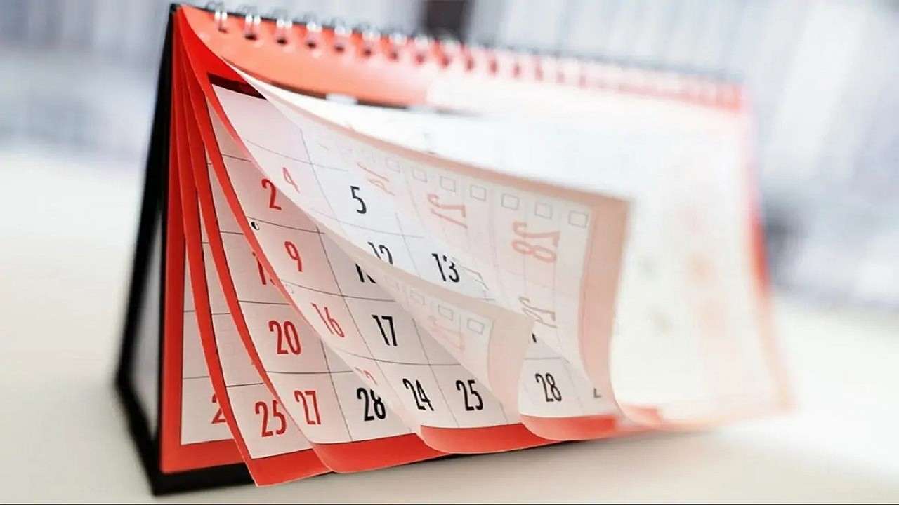 8 أيام إجازة رسمية مدفوعة الأجر للموظفين في القطاع العام والخاص.. بشرى تنتظر الملايين خلال شهر يونيو