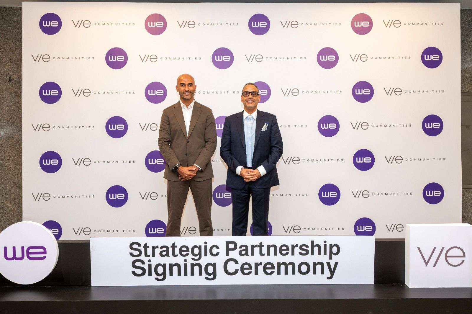 VIE Communities توقّع مذكرة تفاهم استراتيجية مع WE لتطوير البنية التحتية الرقمية لجميع مشروعتها