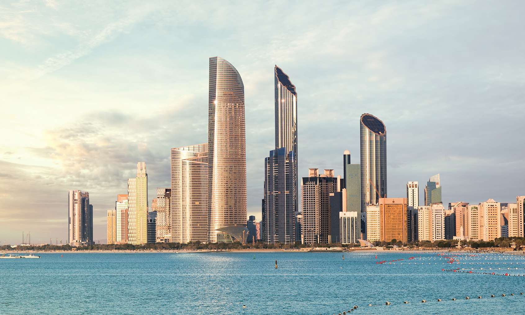 أبوظبي توقف زيادات الإيجارات وتثبت الأسعار مؤقتاً