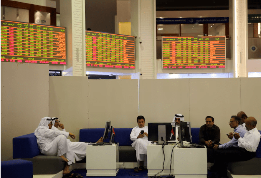 أسواق الأسهم الخليجية ترتفع بدعم من وقف إطلاق النار بين إسرائيل ولبنان وسط ترقب تطورات إيران ومضيق هرمز