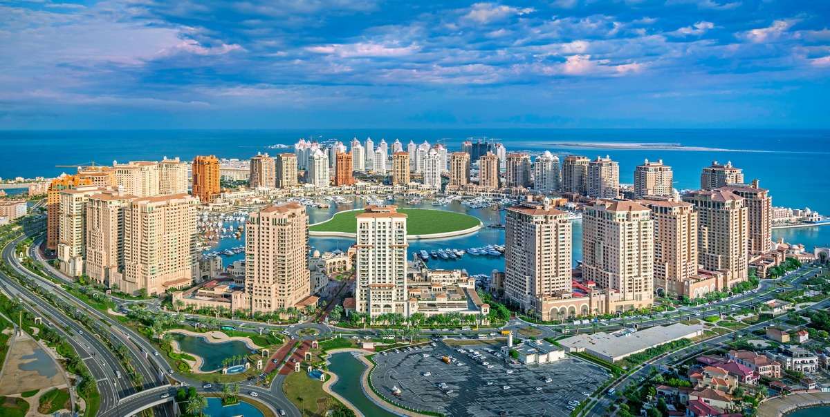 أمير قطر يصادق على تعديلات ضوابط تملك غير القطريين للعقارات