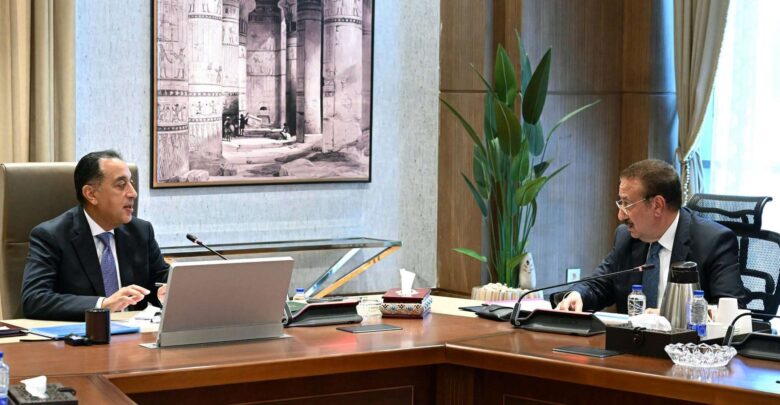إدراج تطوير 34 منطقة سكنية قديمة ووضع خطة لتطوير عدد 32 بمحافظة بورسعيد العام المقبل