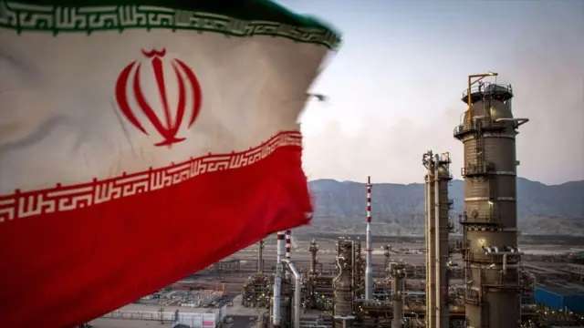 إيران توقف الرحلات الجوية وتتوعد برد قاسٍ على هجمات بيروت
