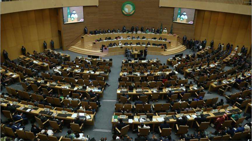 الاتحاد الأفريقي يرصد 910 ملايين دولار لتعزيز مكافحة فيروس إيبولا