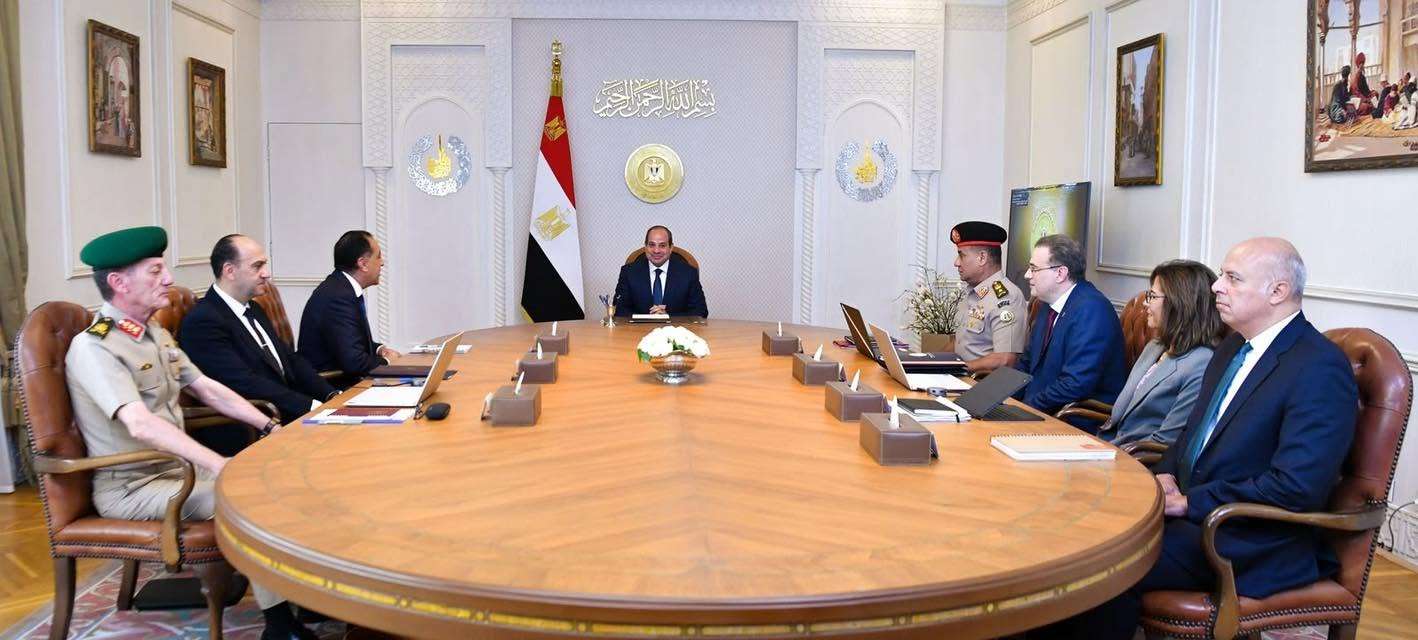 الرئيس السيسي يتابع ملف حوكمة التعيينات والإصلاح الإداري بالجهاز الإداري للدولة