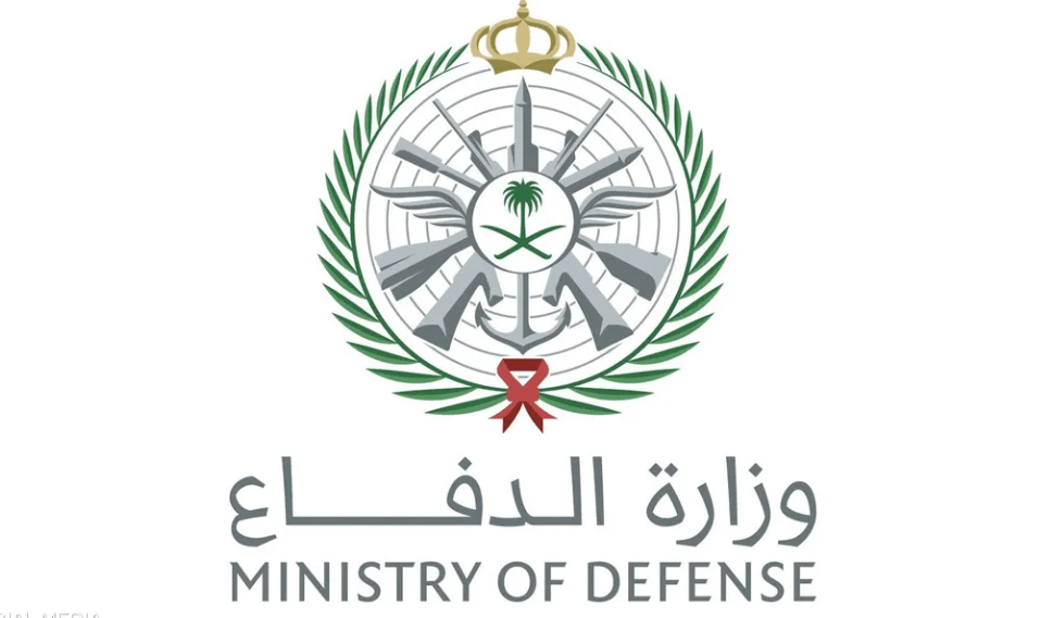 السعودية: سقوط صاروخ أطلق من اليمن بمنطقة خالية قرب الحدود بين البلدين