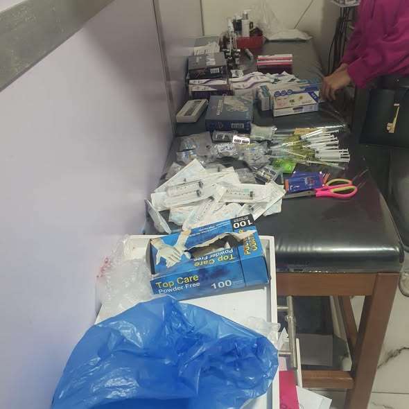 الصحة تغلق فروعاً طبية غير مرخصة وتضبط منتحلي صفة أطباء