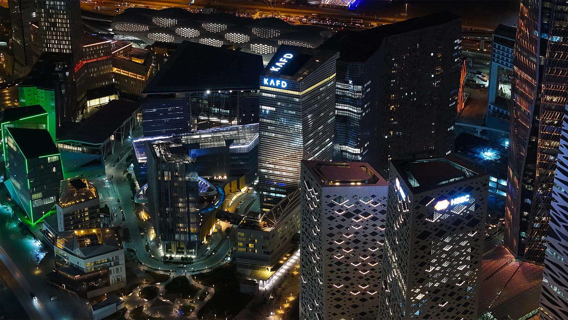 العقارات التجارية في السعودية تسجل صفقات بـ10.5 مليار ريال خلال النصف الأول من 2026.. ومكة تستحوذ على أكثر من نصف التداولات
