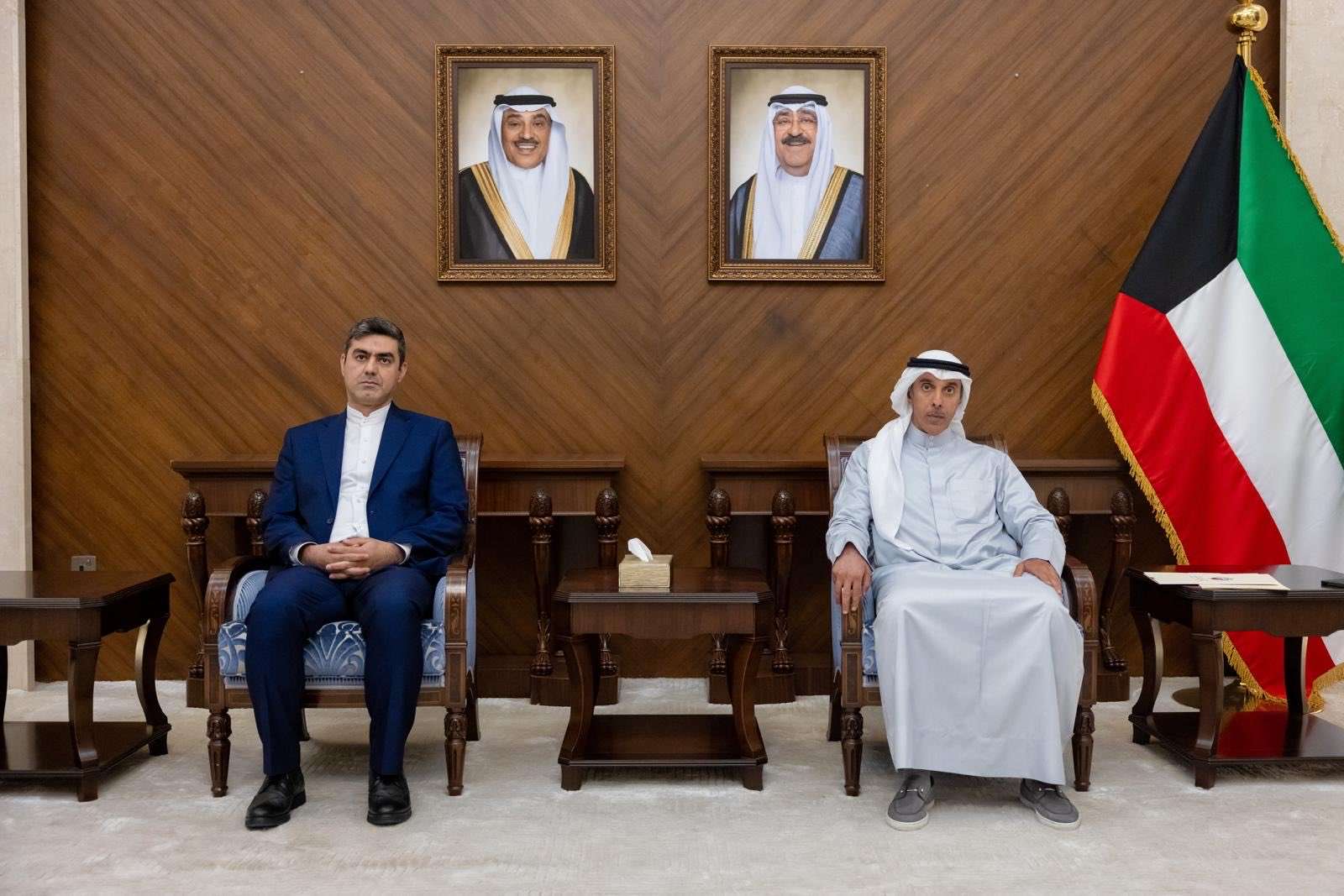 الكويت تمهل دبلوماسيين إيرانيين 24 ساعة للمغادرة.. وتسلم طهران مذكرة احتجاج رسمية