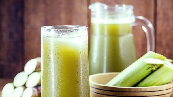 الموت الأبيض في الكوب الأخضر.. كيف يغش بعض بائعي عصير القصب؟