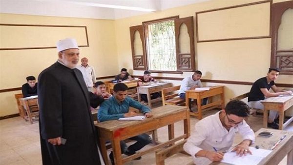 بدء ماراثون الإحصاء داخل امتحانات الثانوية الأزهرية وسط تشديدات رقابية