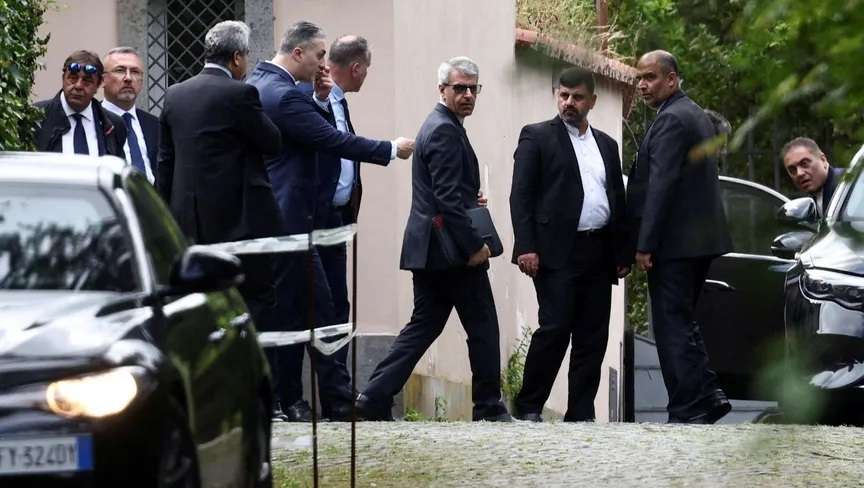 بعد 18 ساعة من المفاوضات.. الوفد الإيراني يغادر سويسرا متوجهًا إلى طهران