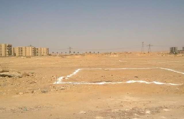 بينها أكتوبر والعاشر والسادات.. الإسكان تطرح قطع أراضي في 8 مدن والمتر بـ1200 جنيه