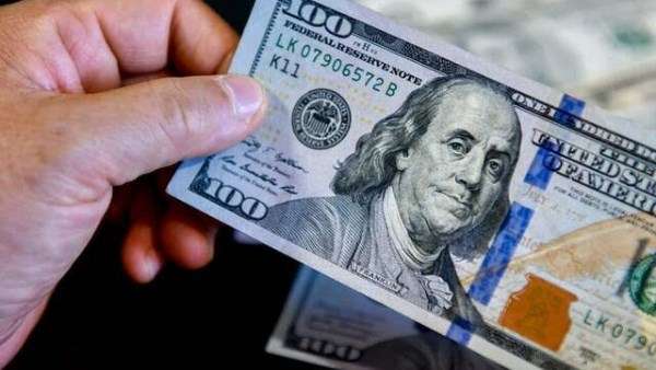 تراجع سعر الدولار أمام الجنيه في البنوك بنهاية تعاملات اليوم.. آخر تحديث