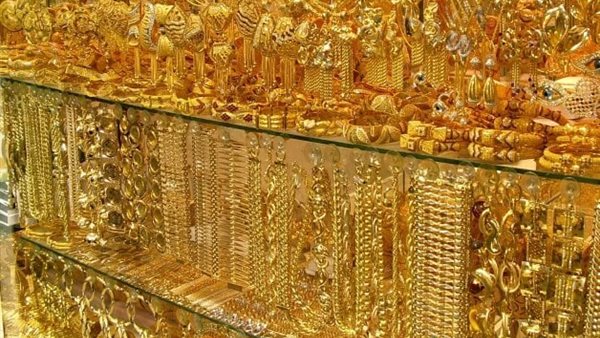تراجع طفيف في أسعار الذهب بالسوق المحلي خلال تعاملات الأحد
