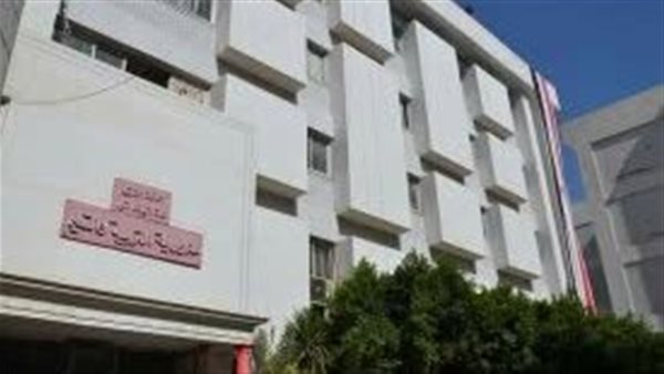 توضيح رسمي من مديرية التعليم بالشرقية بشأن فيديو مشاجرة أمام لجنة امتحانات الشهادة الإعدادية