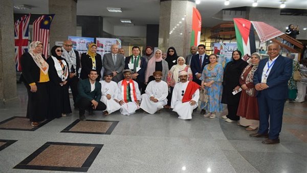 جامعة العاصمة تنظم احتفالية عالمية للتنوع الثقافي والحوار بمشاركة طلاب من 8 دول