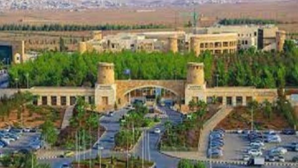 جامعة العلوم والتكنولوجيا تعلن حاجتها إلى أعضاء هيئة التدريس في كليتين.. وظيفة جامعة