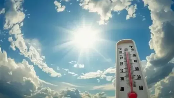 حالة الطقس اليوم.. موجة حارة تضرب المحافظات وتحذير عاجل للسائقين