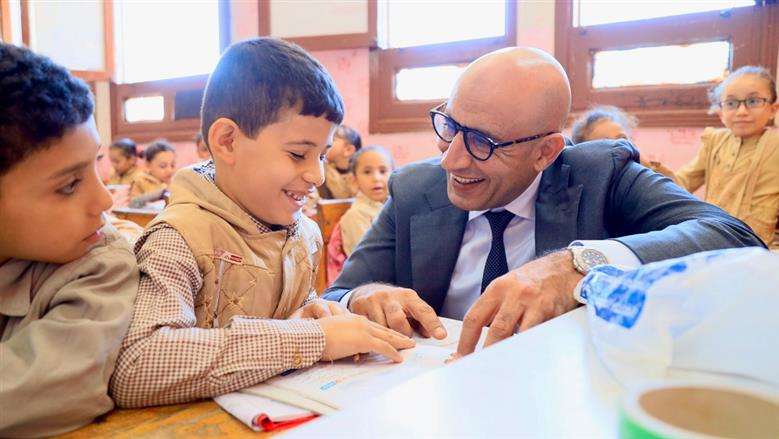 خبير تربوي يكشف تفاصيل المناهج الجديدة ومعاييرها العالمية بهوية مصرية