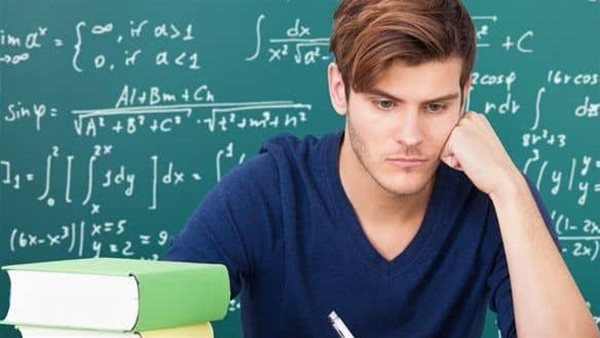 دار الإفتاء توضح حكم الصلاة أثناء الامتحانات وكيفية تنظيم المواعيد