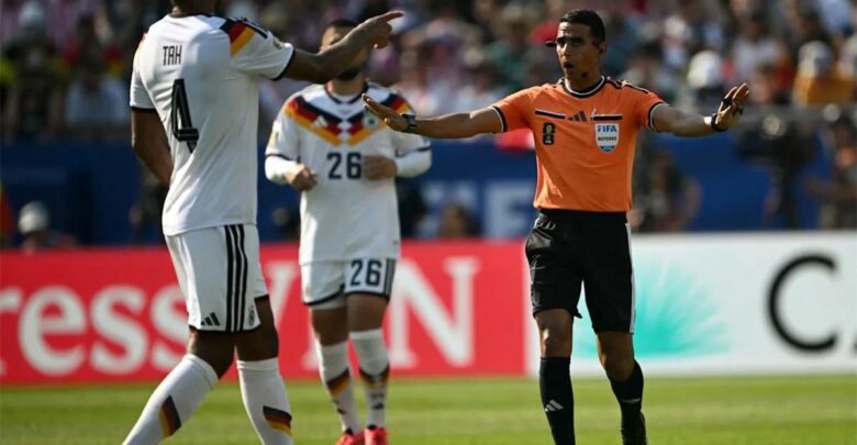 "دون المستوى".. شبكة تحكيمية تنتقد أداء جلال جيد في مباراة ألمانيا وباراجواي