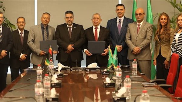 رئيس الأكاديمية العربية ووزير التعليم التقني الليبي يوقعان اتفاقية تعاون لإطلاق درجات علمية مهنية مشتركة