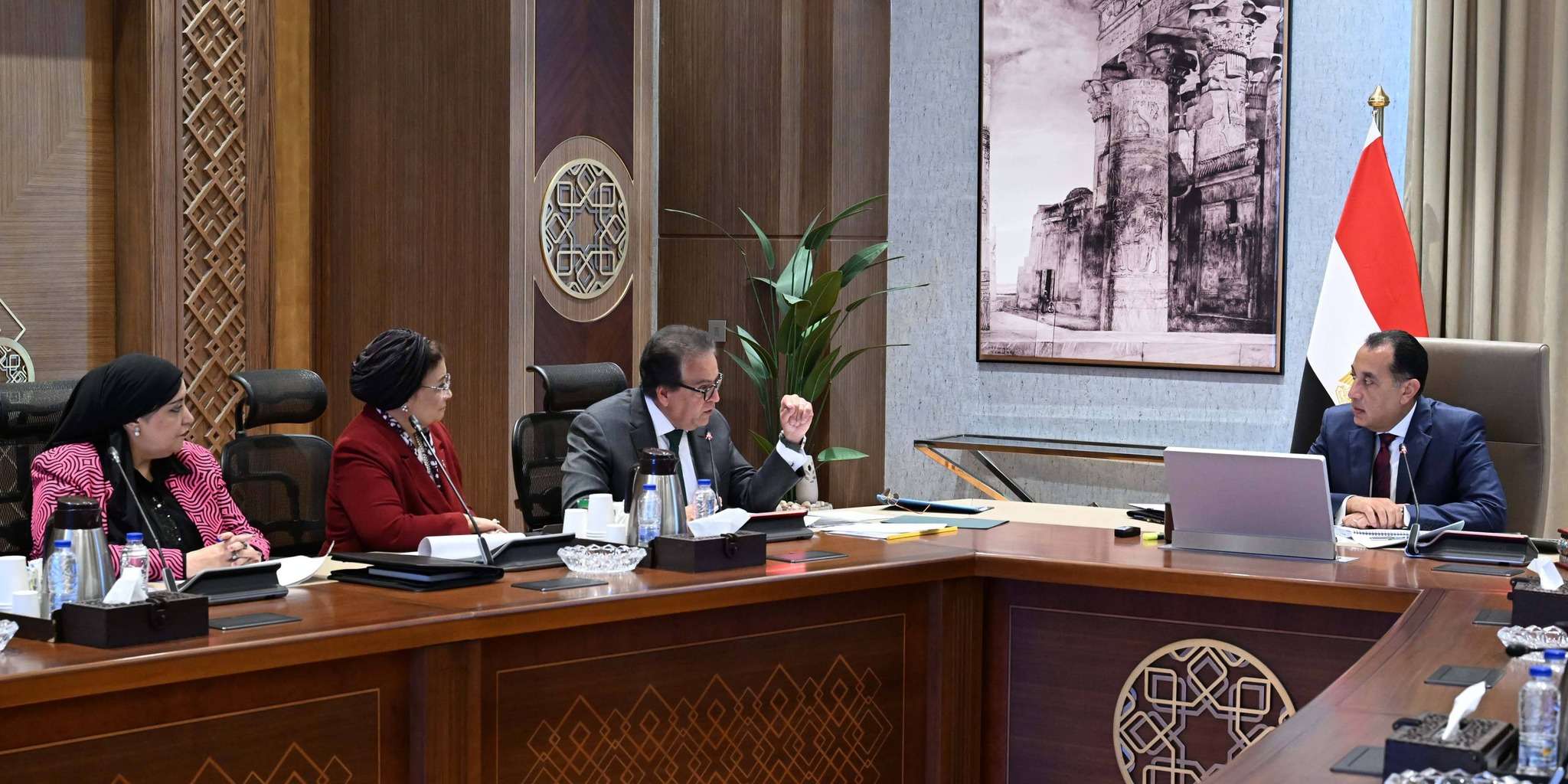 رئيس الوزراء يتابع جهود حوكمة منظومة صرف ألبان الأطفال الصناعية المدعمة