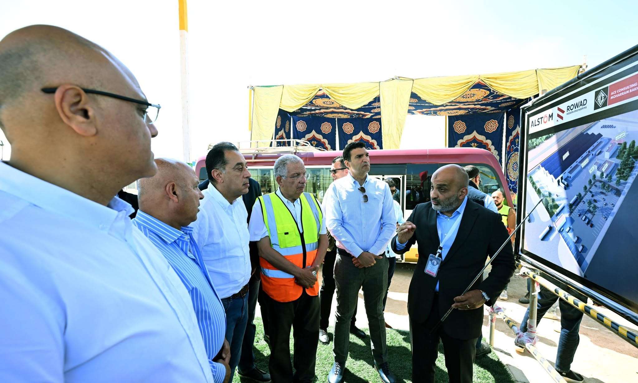رئيس الوزراء يتفقد مجمع ألستوم الصناعي بمدينة برج العرب الجديدة
