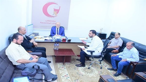 رئيس جامعة سوهاج يقود تقييم الدراسات العليا بجراحة العظام والكسور بكلية الطب