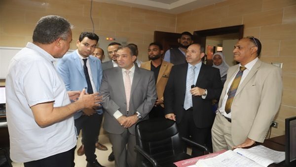رئيس جامعة قنا يعلن افتتاح وحدات طبية متطورة في مستشفى المعبر الجامعي