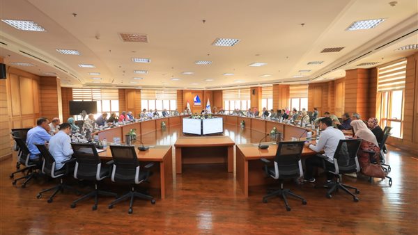 رئيس جامعة كفر الشيخ يقود استراتيجية تحديث المعامل والمنشآت التعليمية