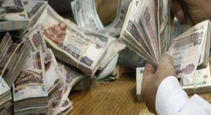 زيادة 750 جنيها.. مفاجأة سارة تنتظر الموظفين بشأن العلاوة الدورية خلال أيام