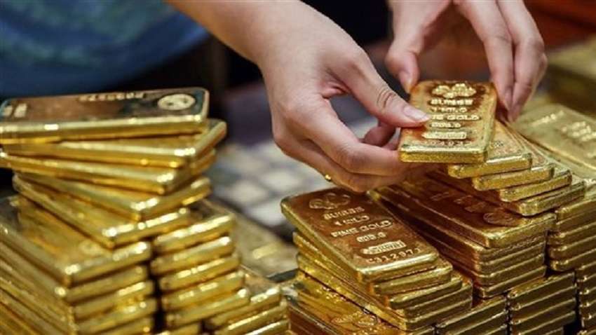 سعر أونصة الذهب يهبط لمستويات قياسية.. ماذا يحدث في سوق الصاغة بمصر؟