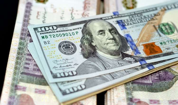 سعر الدولار مقابل الجنيه المصري في البنوك بختام تعاملات اليوم.. تراجع كبير