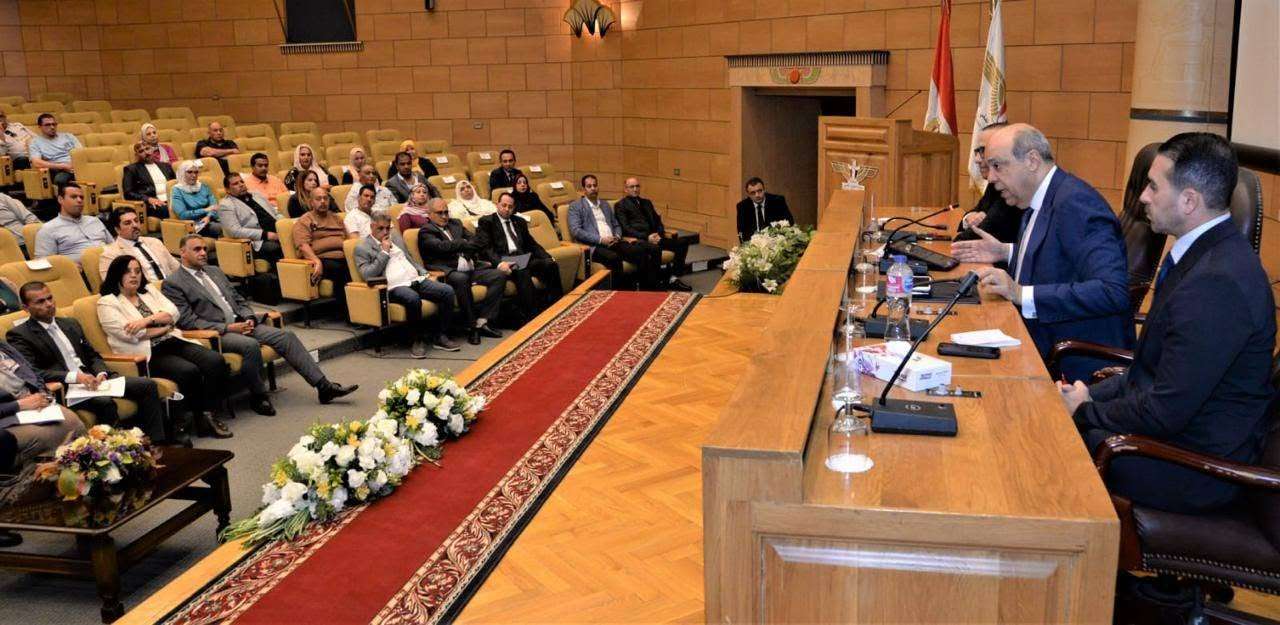 سلطة الطيران المدني تنظم الاجتماع الثاني للجنة القومية لمكافحة مخاطر الطيور والحياة البرية