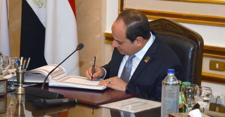 عاجل | الرئيس السيسي يصدر قرارًا جمهوريًا اليوم الإثنين