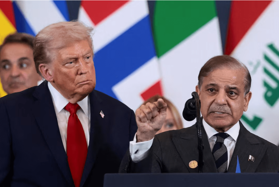 عاجل.. رئيس الوزراء الباكستاني يعلن التوصل لاتفاق سلام بين الولايات المتحدة وإيران ووقف العمليات العسكرية