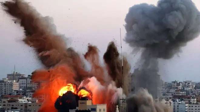 عاجل.. طيران الاحتلال يستهدف مواصي خان يونس جنوبي قطاع غزة