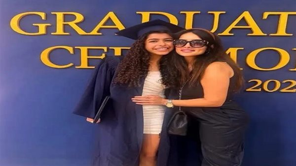 غياب مفاجئ يثير الجدل في حفل تخرج ابنة شيرين عبد الوهاب.. وكواليس تنشر لأول مرة