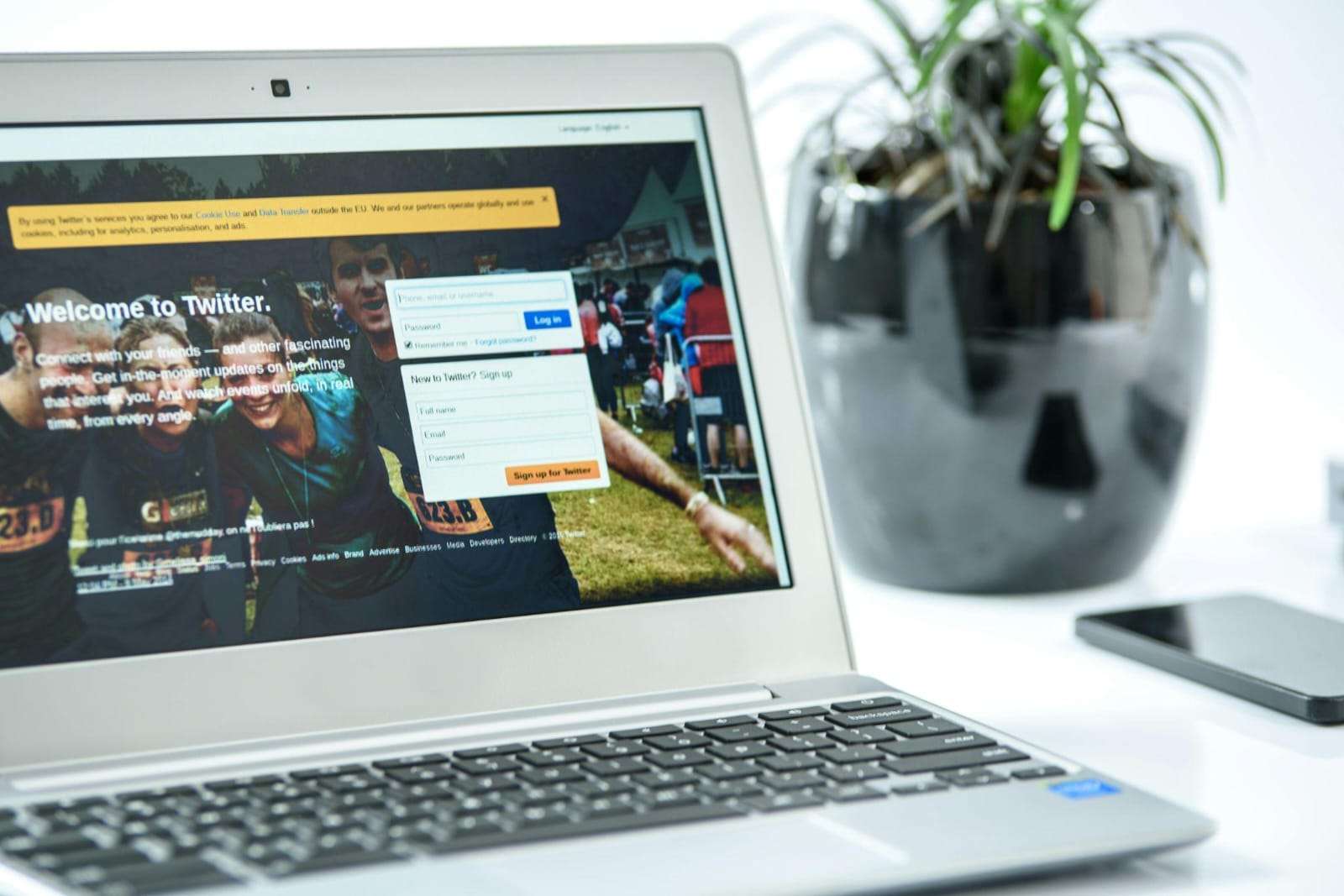 كيف تُنزّل فيديو تويتر على Windows وMac