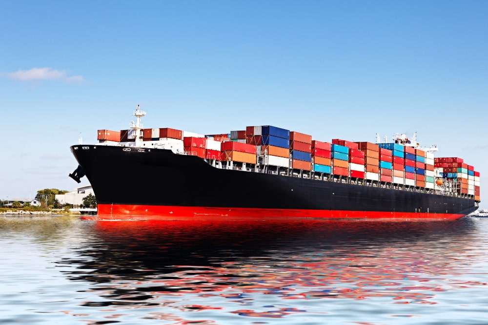 مدير MedBulk: صاحب البضاعة والمستهلك النهائي هما من يتحملان فاتورة ارتفاع تكاليف الشحن والتأمين
