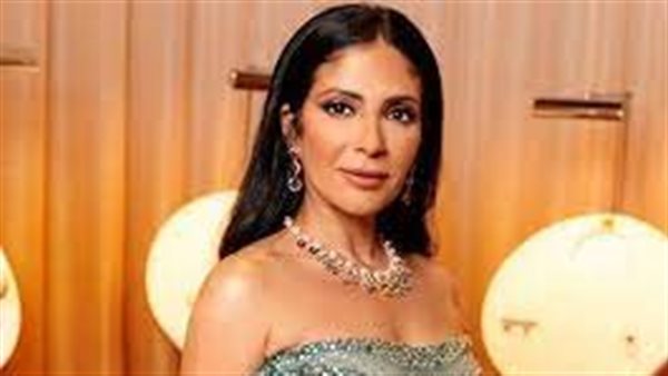 منى زكي تلجأ للقضاء بعد نشر صور مسيئة لها.. تفاصيل
