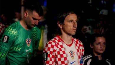 مودريتش: مورينيو لديه مكانة خاصة في قلبي.. ولا يجب عليه الاتصال بي للعودة
