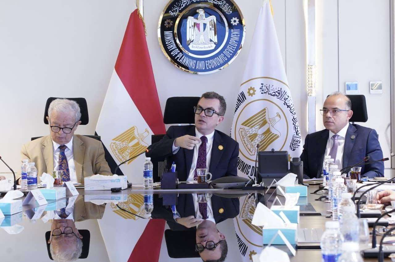 وزير التخطيط يترأس اجتماع «الاستثمار القومي» لاعتماد تسويات وفض تشابكات مالية بـ 196 مليار جنيه