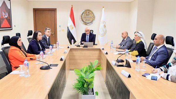وزير التربية والتعليم يبحث مع البنك الدولي دعم وتطوير التعليم في مصر