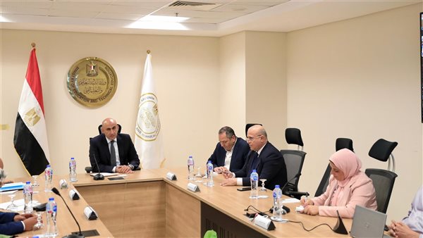 وزير التربية والتعليم يعلن الطوارئ ويرسم ملامح الخطة النهائية لضبط امتحانات الثانوية العامة