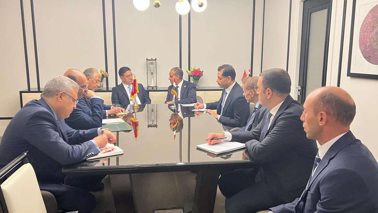 وزير الخارجية المغربي يعرب عن اعتزاز بلاده بالعلاقات التاريخية مع مصر